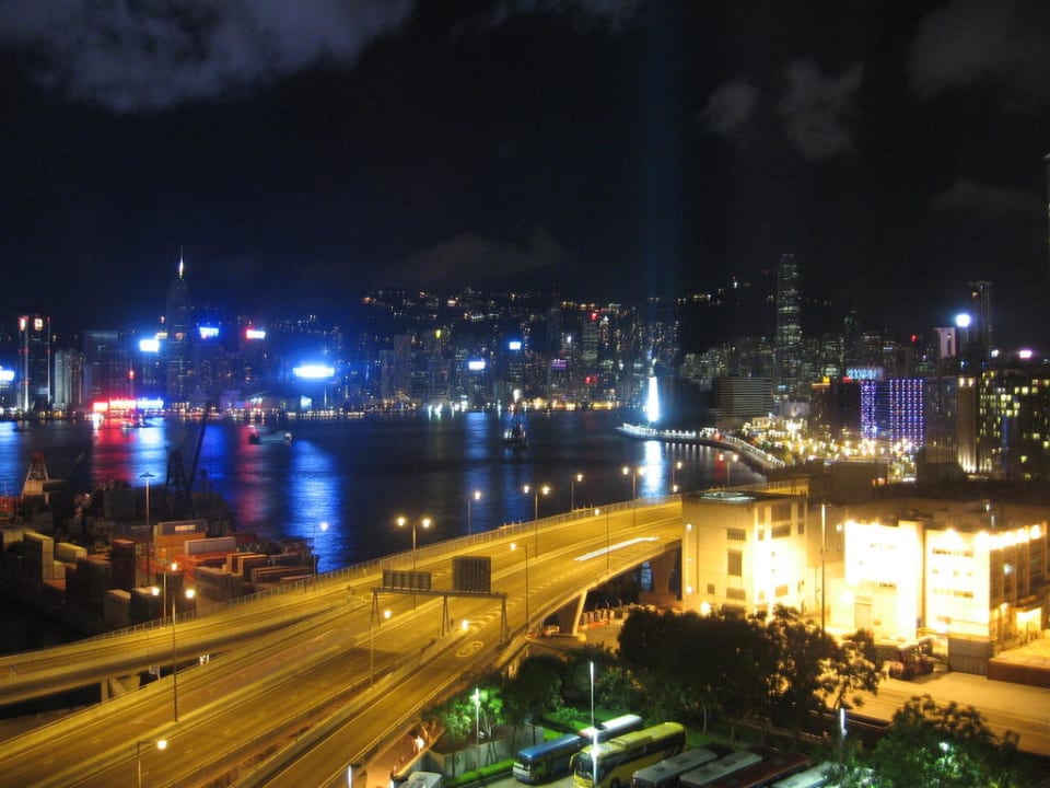 Zimmerausblick Harbour Plaza Metropolis