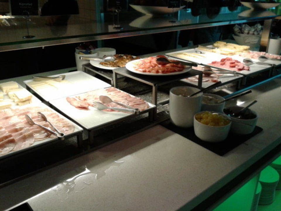 Büffet Mövenpick Hotel Amsterdam City Centre