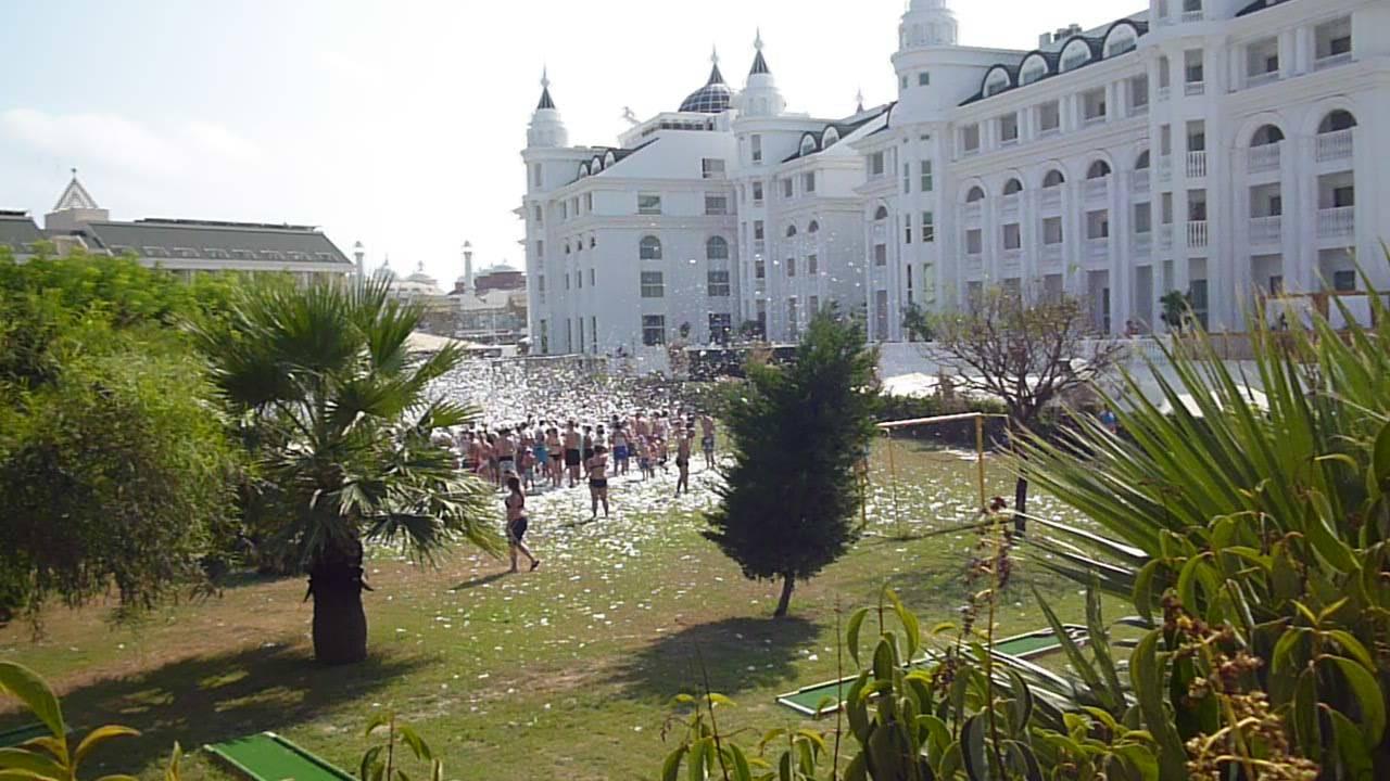 Von Actionpool aus gesehen Well Palace Side