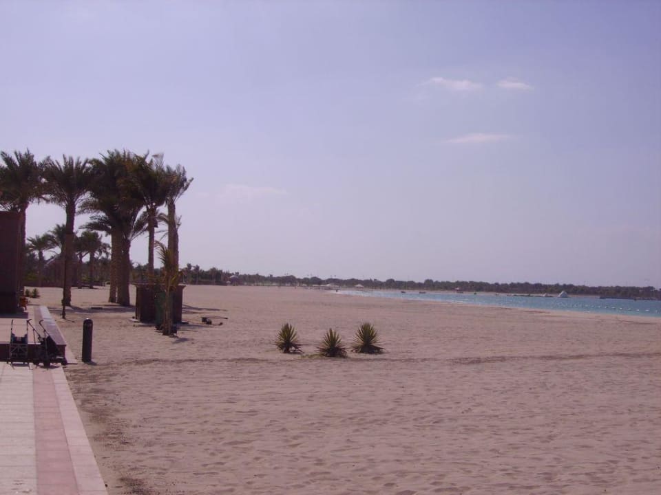 Strand Emirates Palace Mandarin Oriental