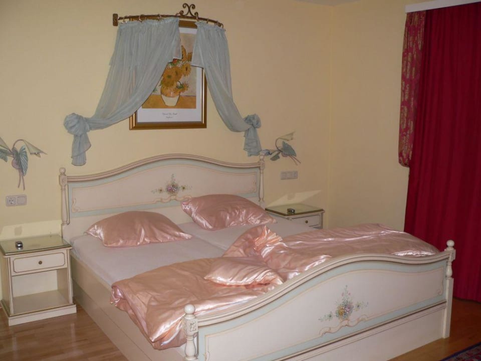 verträumtes Bettchen! Schlössl Hotel Kindl