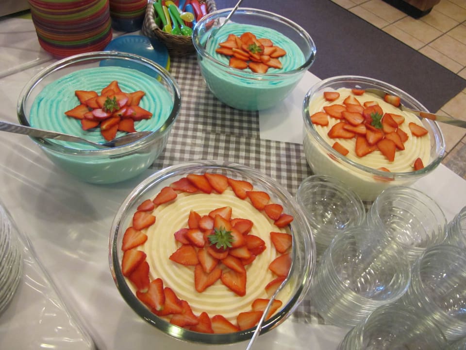 "Dessert" Sonnenhotel Bayerischer Hof (Waldmünchen) • HolidayCheck