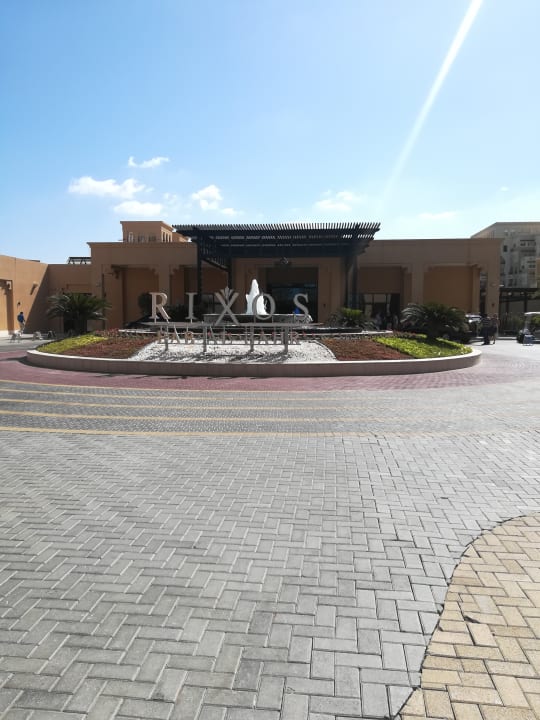 Außenansicht Rixos Bab Al Bahr