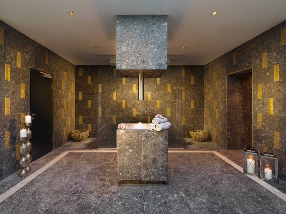 Sport & Freizeit Wellnesshotel ...liebes Rot-Flüh