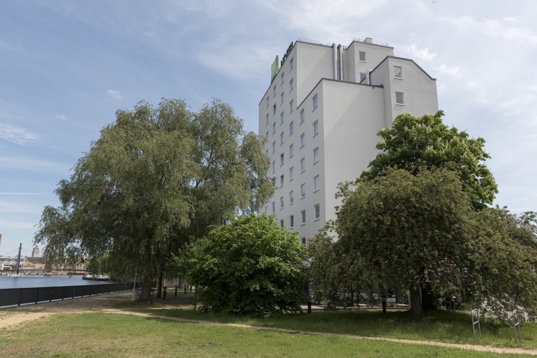 Außenansicht ibis Styles Berlin Treptow