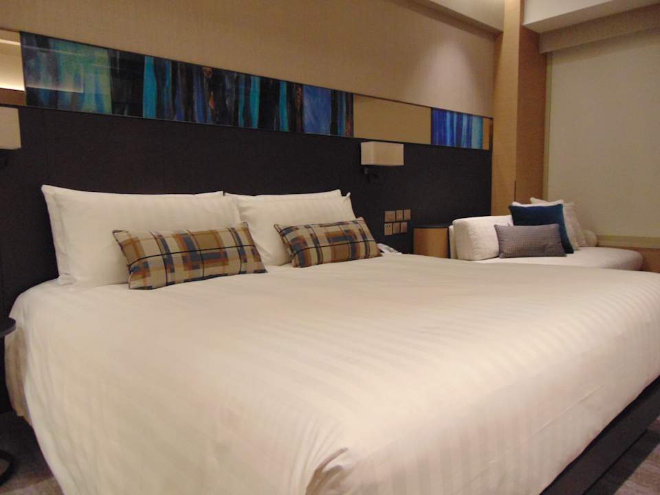 Zimmer Harbour Grand Kowloon