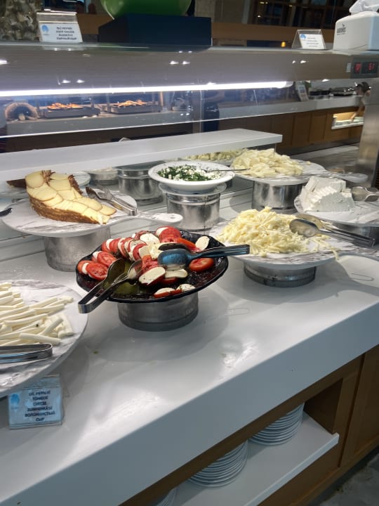 Gastro Dosinia Luxury Resort