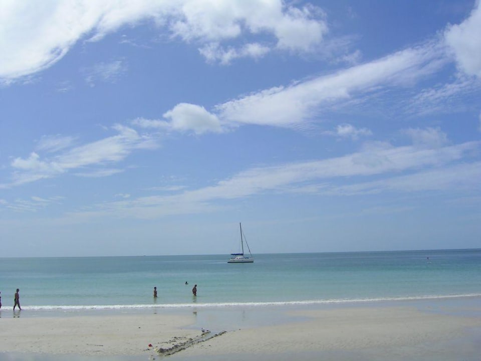 Strand vor dem Fair House The Fair House Beach Resort