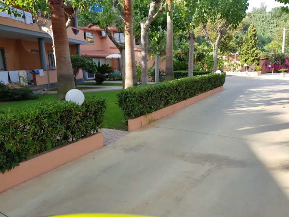 Gartenanlage Hotel Old River