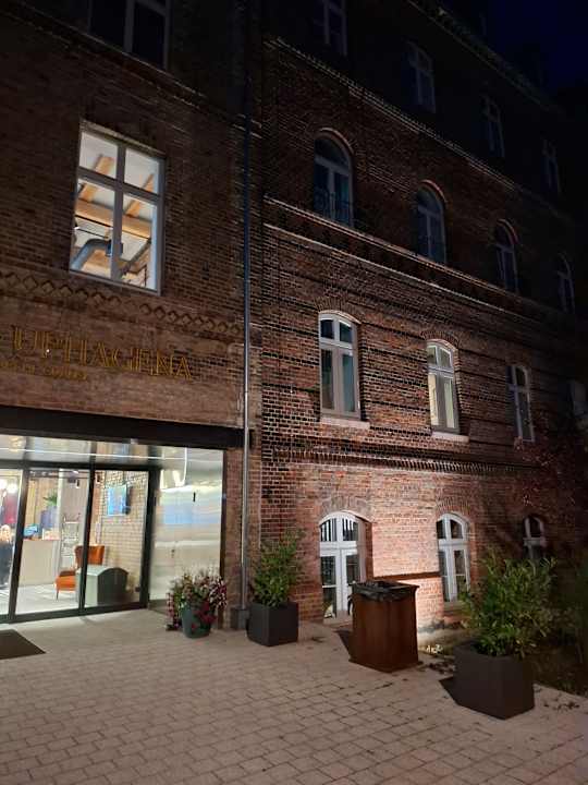 Außenansicht ARCHE Dwór Uphagena Gdańsk