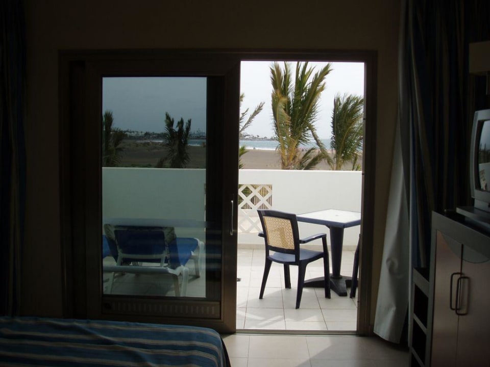 Blick auf den Balkon der Juniorsuite Hotel Las Costas