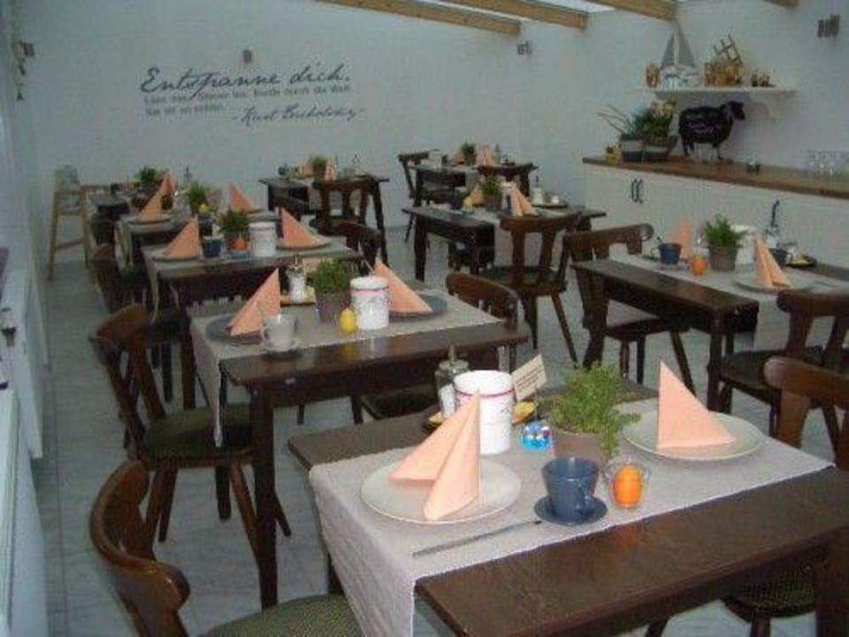Restaurant/Buffet Hotel Garni NordDeicher 210