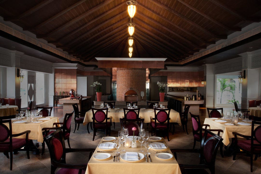 Italian Restaurant Hotel Sofitel Phnom Penh Phokeethra