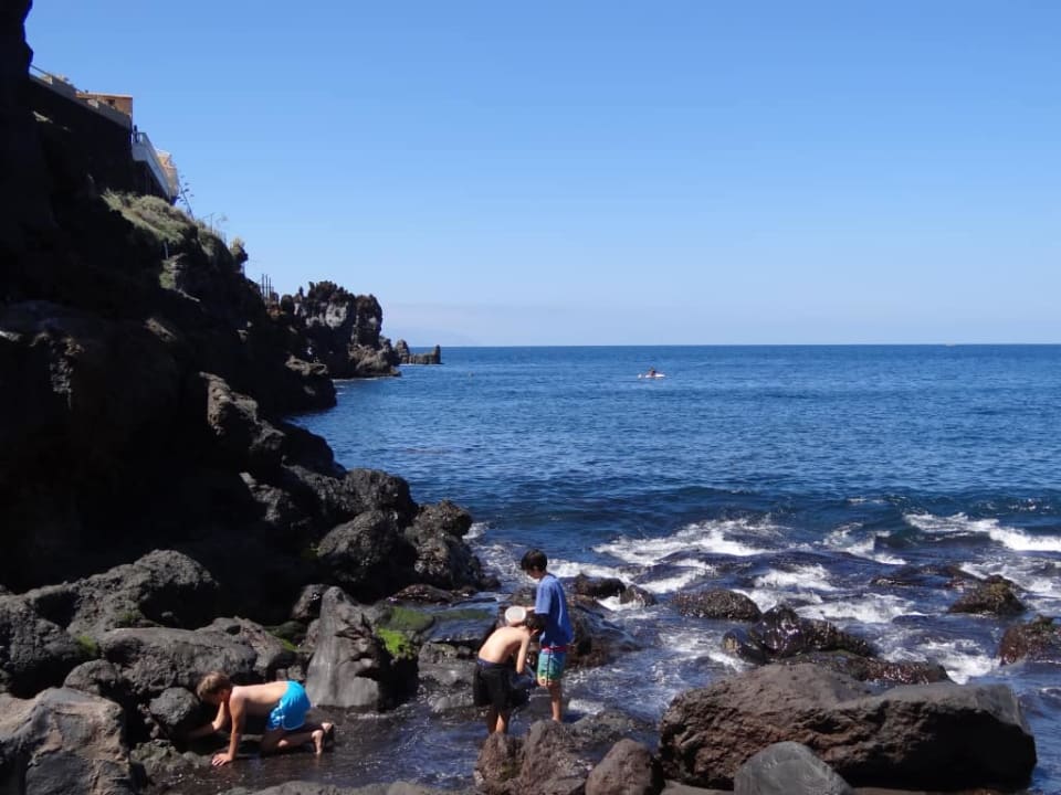 Na miejscowej plaży Landmar Playa La Arena