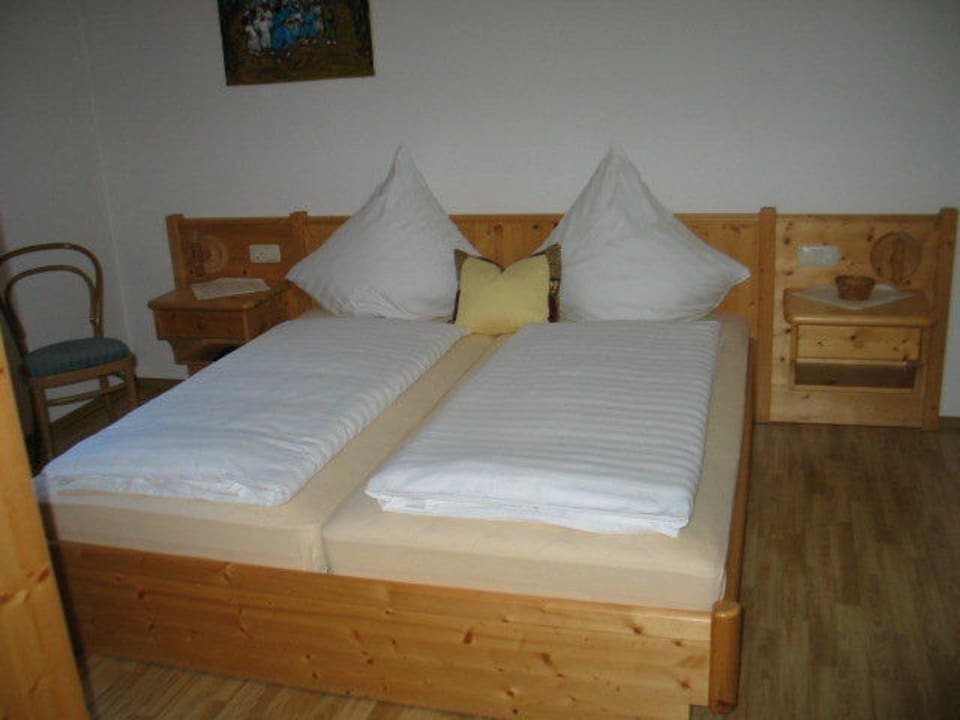 Beispiel Schlafzimmer Gästehaus Haibach