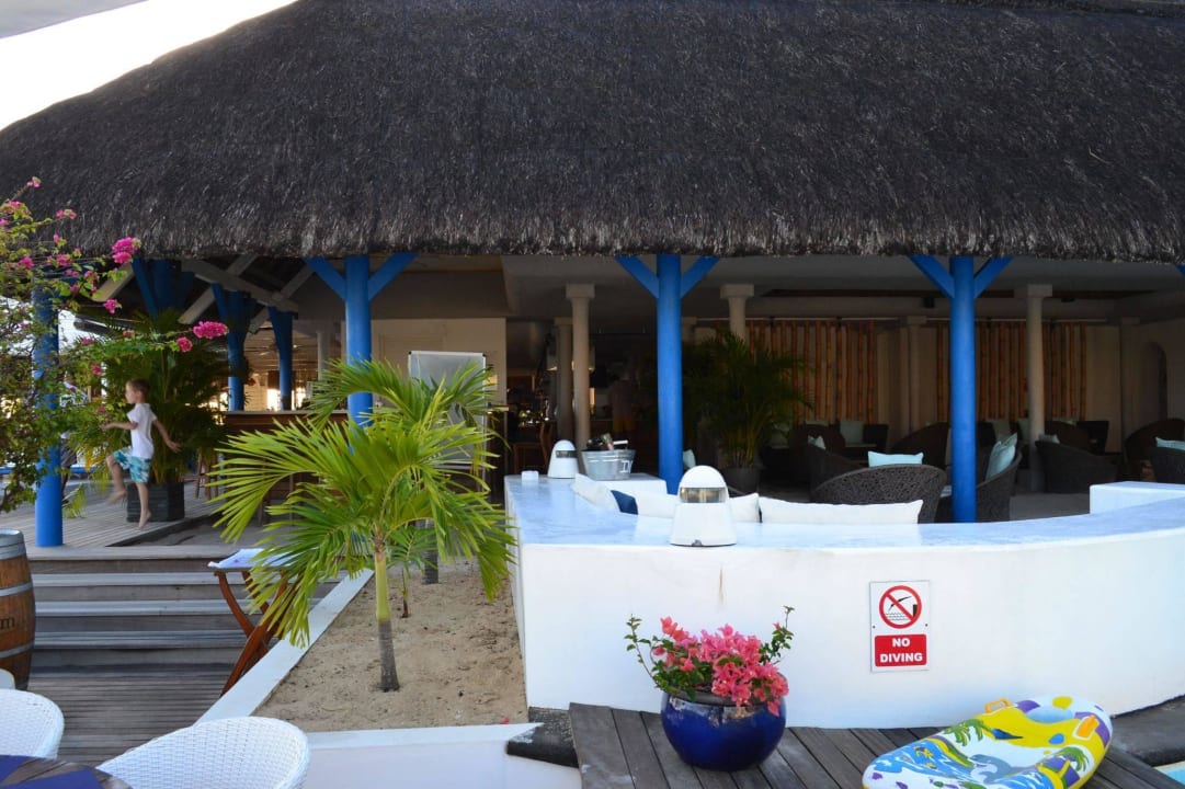 Wygląd zewnętrzny hotelu  Veranda Pointe aux Biches Hotel