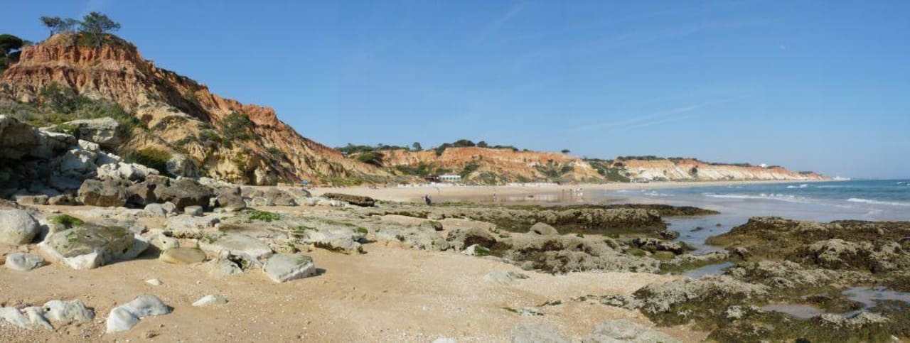 Strand vor dem Hotel PortoBay Falésia