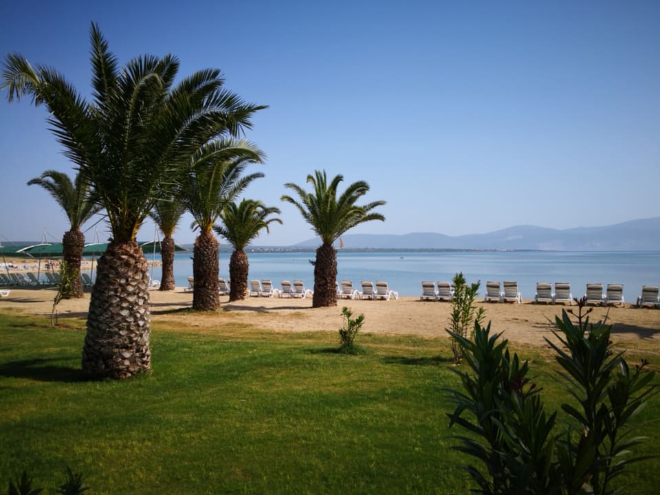 Strand Venosa Beach Resort & Spa