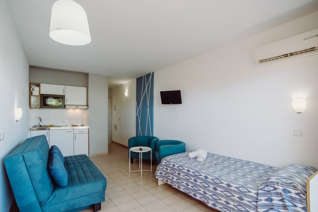 Zimmer Alper Apartments