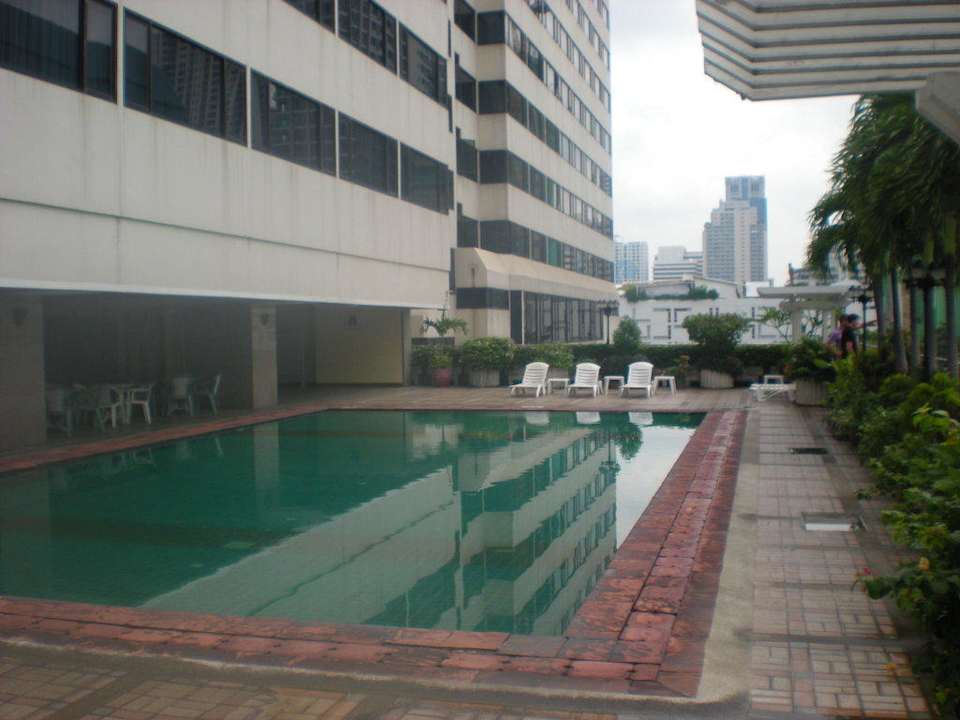 Pool Royal Benja Hotel
