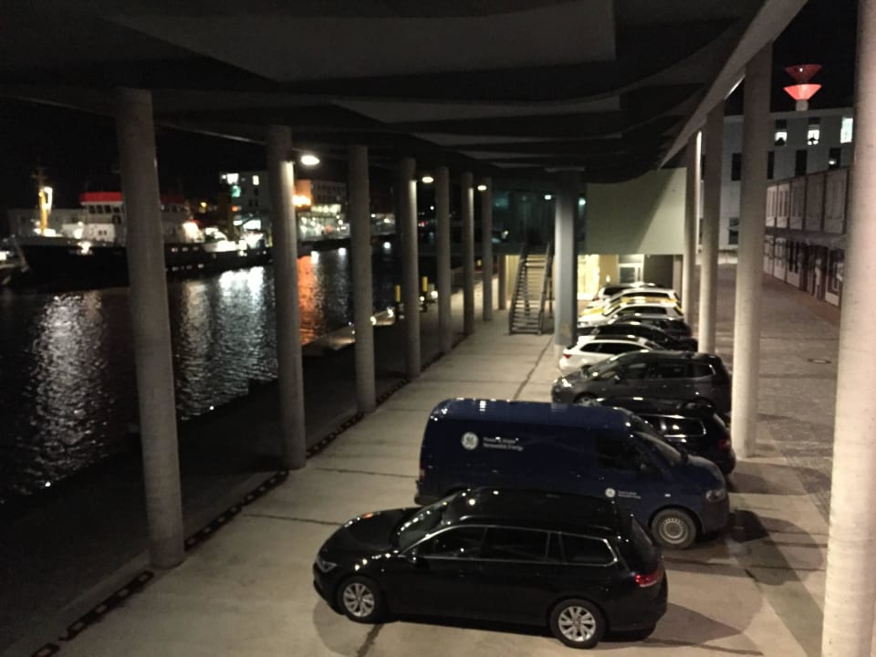 Nachtaufnahme Best Western Hotel Bremerhaven