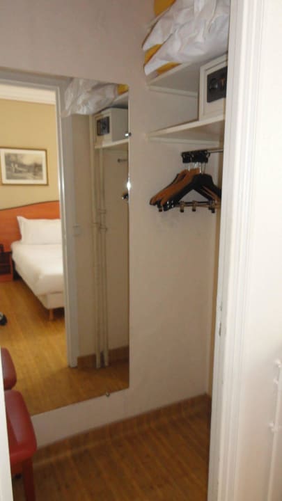 "Kleiderschrank" Hotel Eden Montmartre