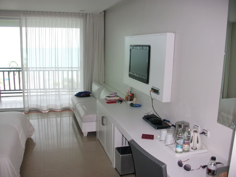 TV Samui Resotel Beach Resort