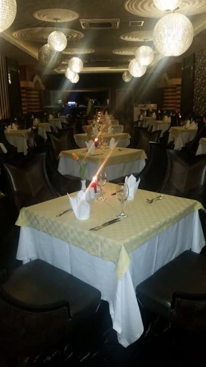 Hamdi's restaurant! Royal Holiday Palace