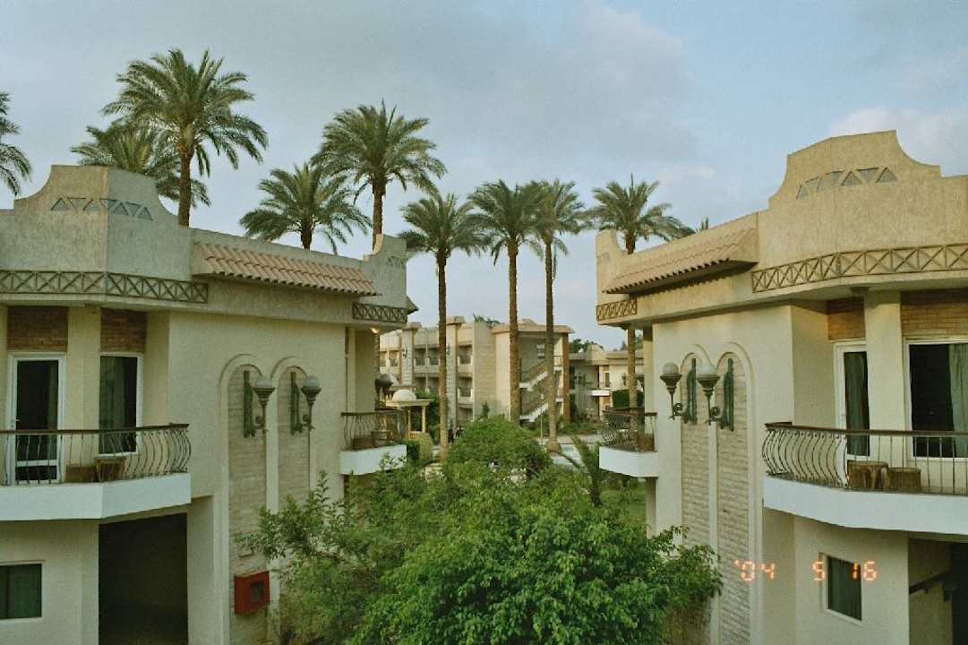 Balkonblick Hotel Cataract Pyramids Resort