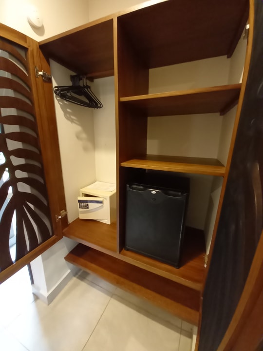 Zimmer Neptune Village Beach Resort & Spa