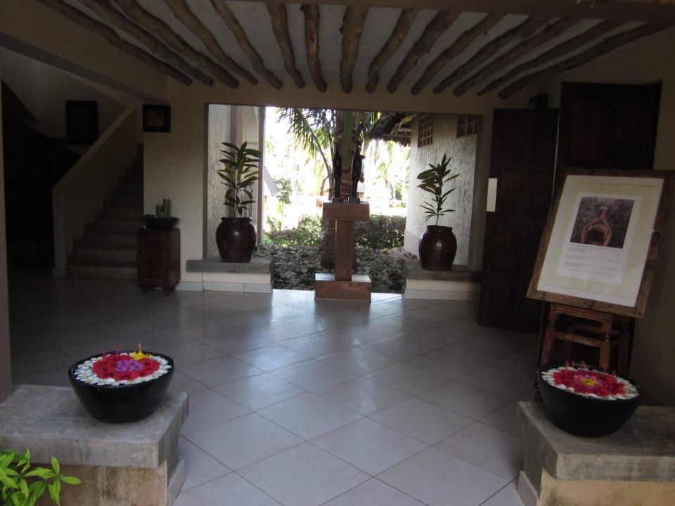 Eingang Wellnessbereich Neptune Pwani Beach Resort & Spa