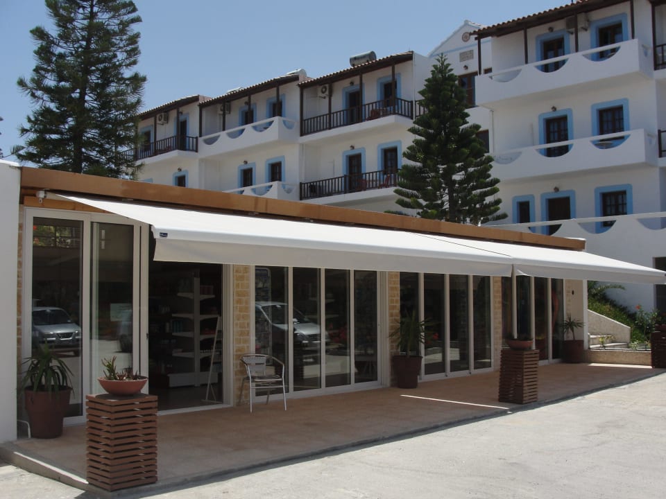 Mini Market Spiros-Soula Spiros & Soula Apartments