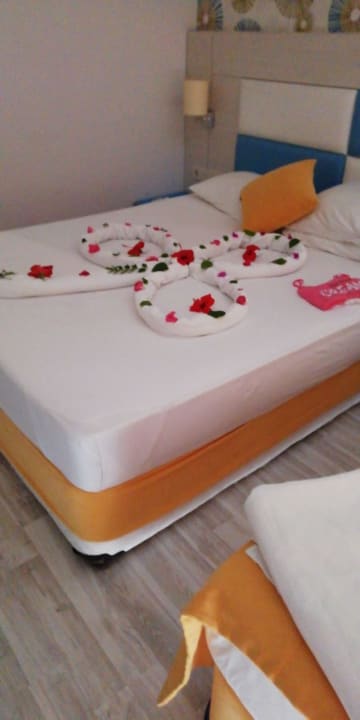 Zimmer Ramada Resort by Wyndham Side