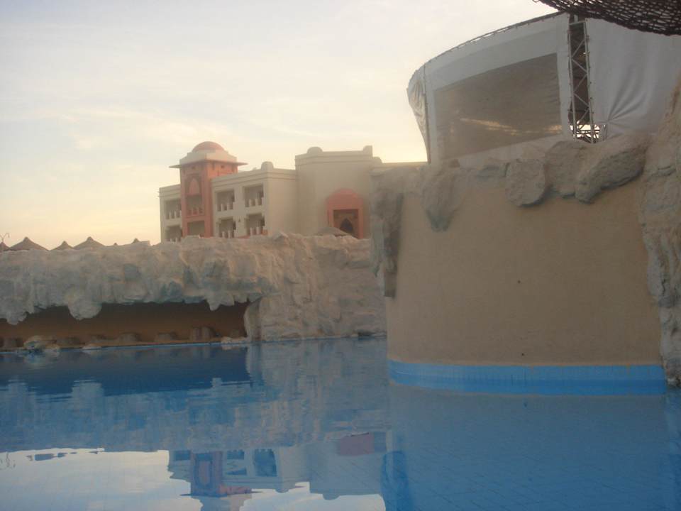 Большой бассейн. Serenity Alpha Beach