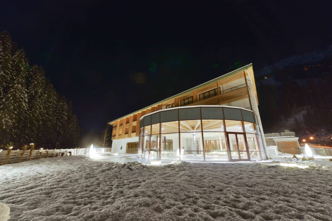 Von außen Spa Hotel Zedern Klang