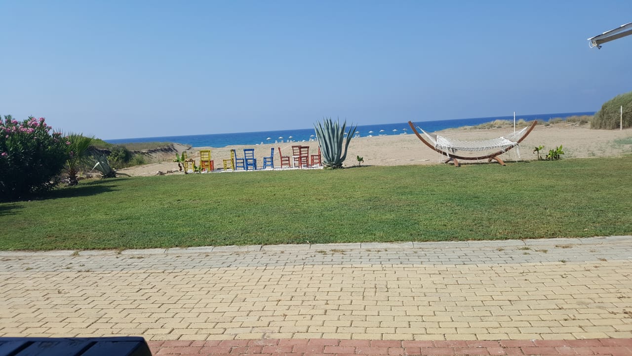 Außenansicht Skys Hotel