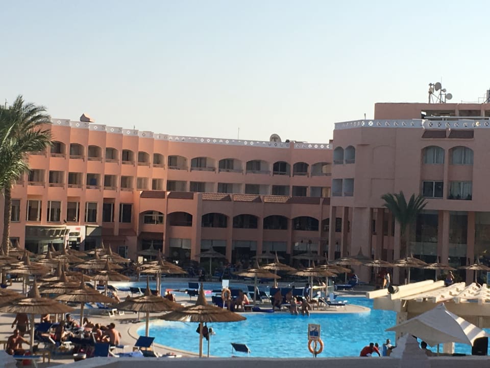 Pool Beach Albatros Resort