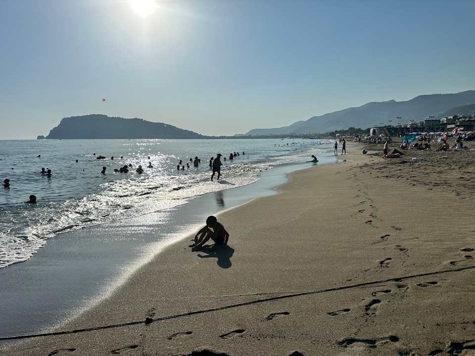 Strand Blue Diamond Alya