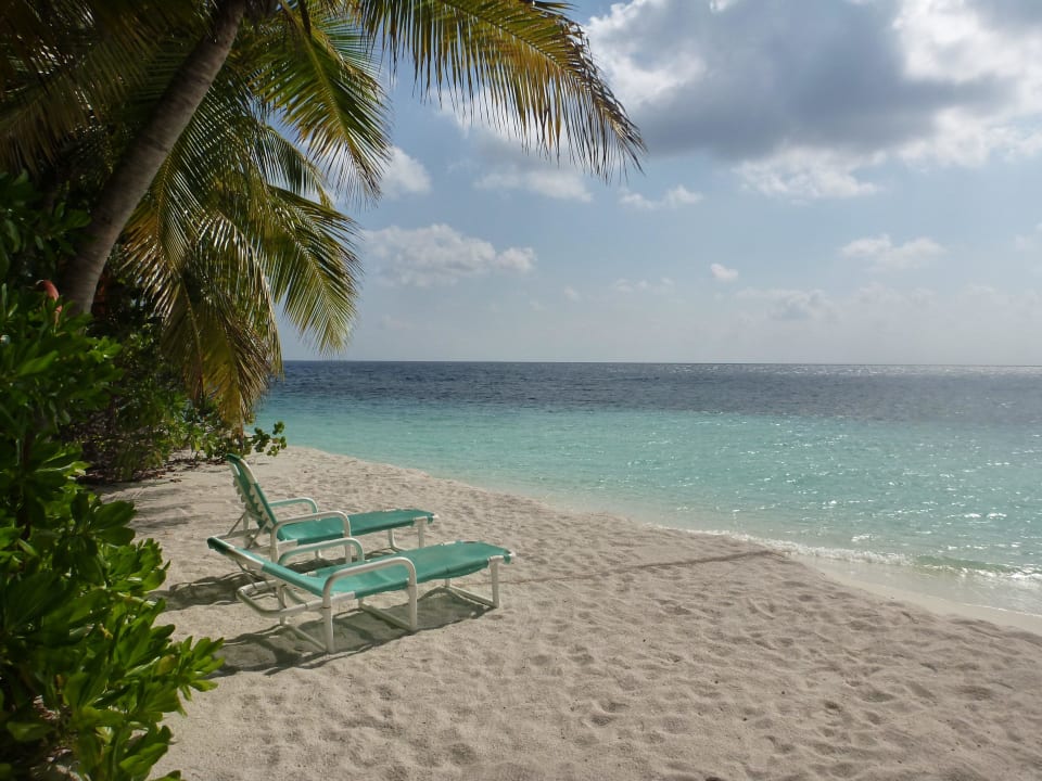 Liegeplatz im Paradies Madoogali Resort