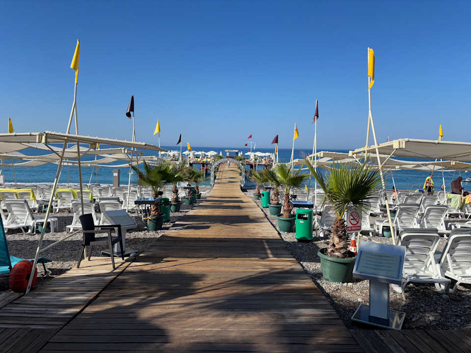 Strand Delphin Deluxe Resort