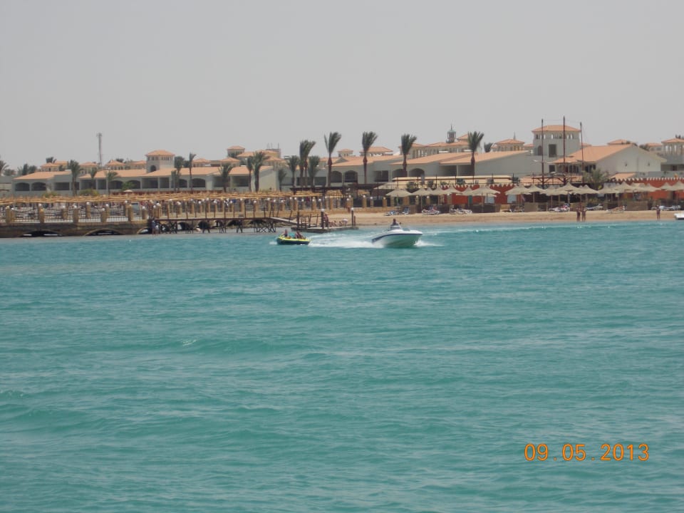 Przejażdżka na wodnej kanapie Aladdin Beach Resort