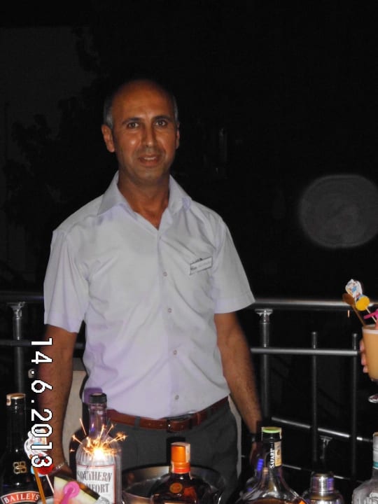 Ali unser Cocktailmixer Hotel Thalia Unique