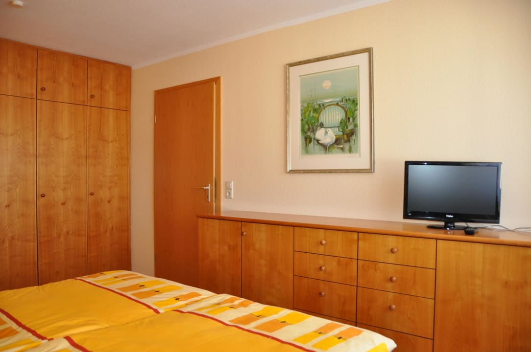 Teil des Schlafzimmers Ferienwohnung Weigl
