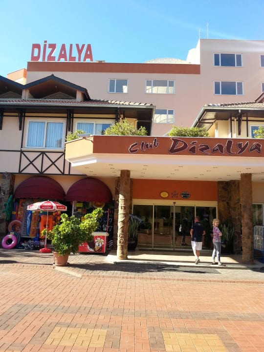 Hoteleingang Club Dizalya