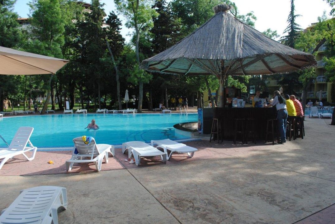 Poolbar HVD Club Bor