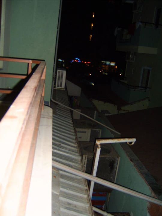 Die Klimaanlagen! Tac Premier Hotel & Spa