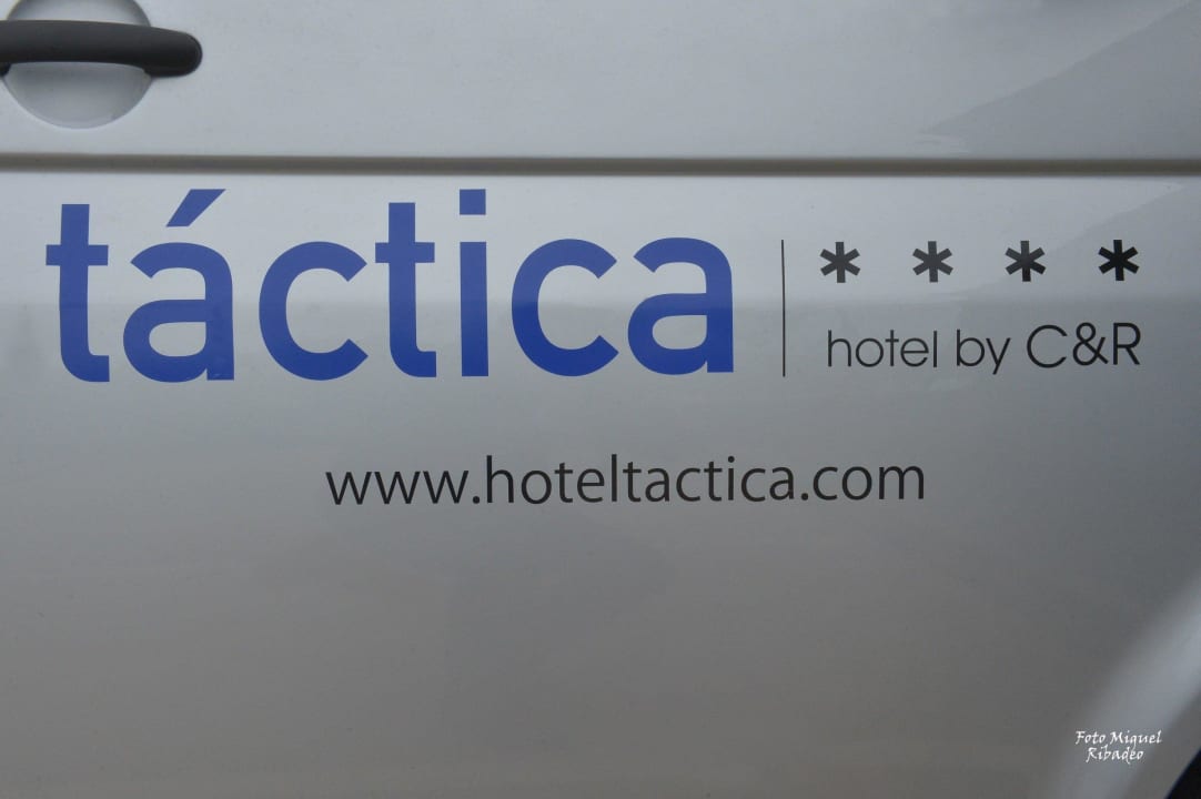 Shuttle AZZ Valencia Táctica Hotel