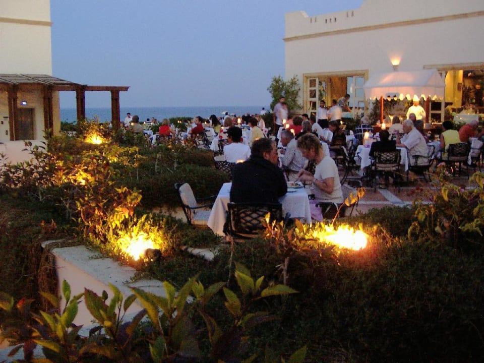 Aussenterrasse zum Abendbrot mit Blick aufs Rote Meer Pickalbatros Royal Grand Resort - Sharm El Sheikh