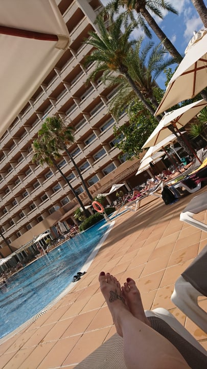 Pool Valentin Reina Paguera