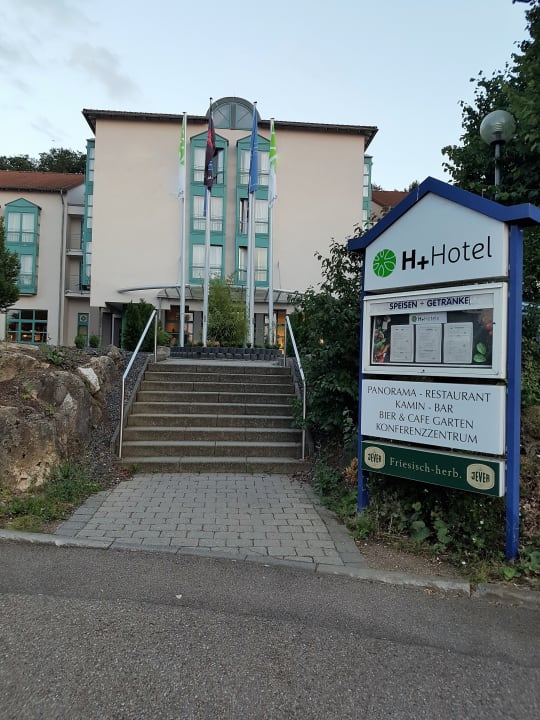 Außenansicht H+ Hotel Limes Thermen Aalen